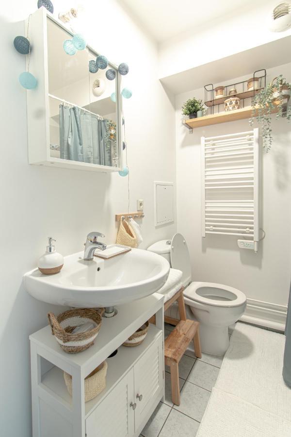 Studio Charmant Cergy Le Haut Au Pied De La Gare ! Parking Prive ! Apartment Exterior foto
